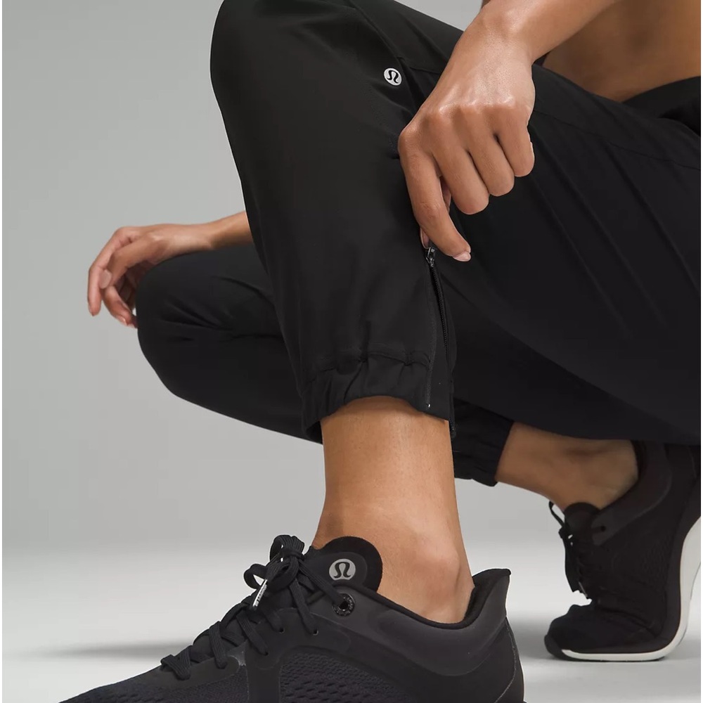 Lululemon Adapted State High-Rise Jogger 28" Black - Picture 10 of 15